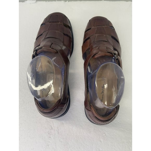 Thom McAn, woman’s size 8 brown sandals, shoe - Picture 15 of 16